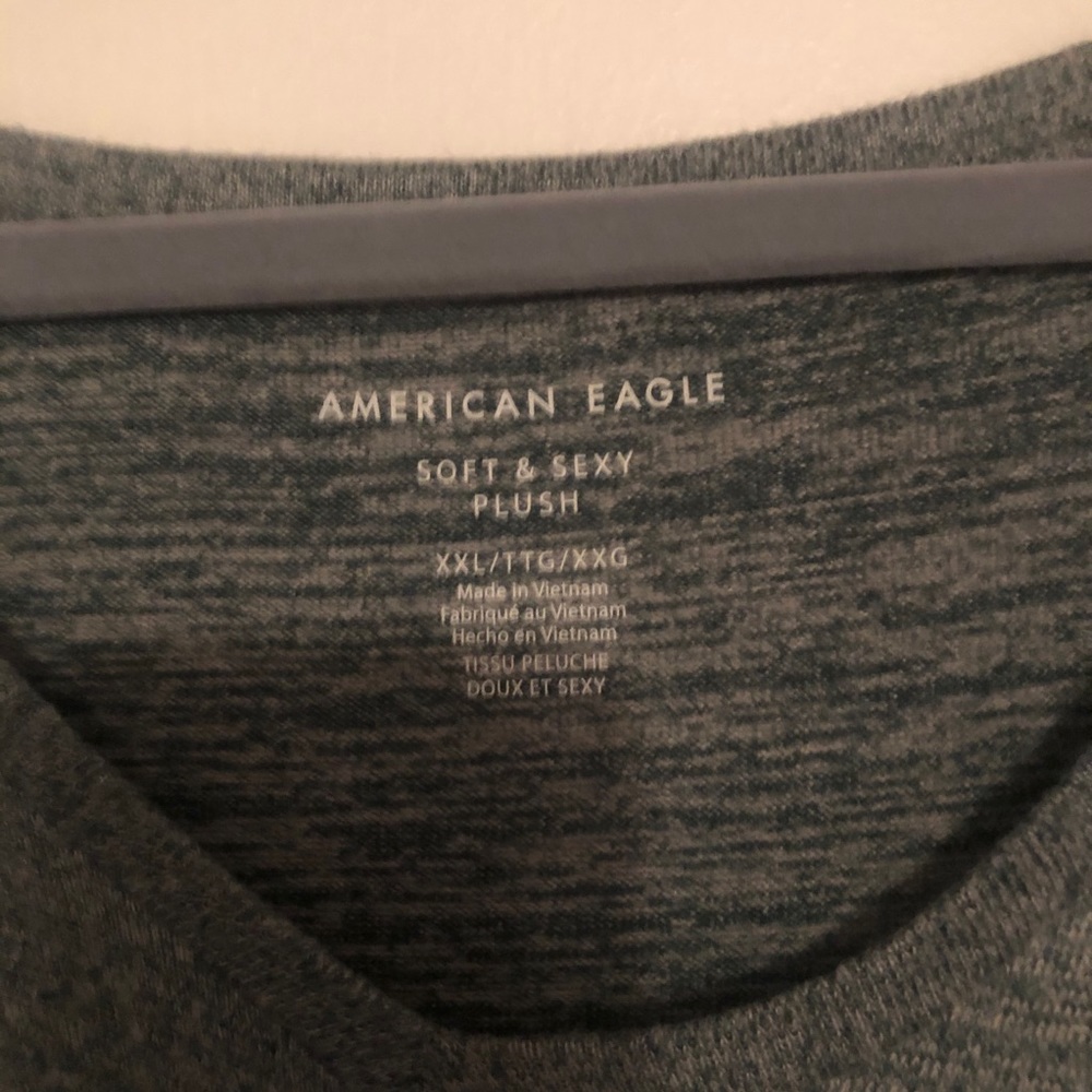 American eagle top - Picture 3 of 3